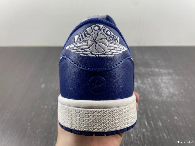 X CUSTOM 1 DM7890-101 OFF-WHITE JORDAN AIR TRAVIS SCOTT X 1101